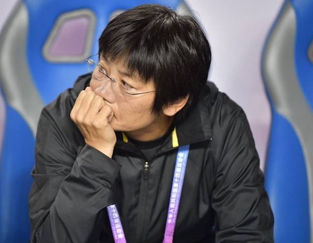 日韩欧美亚洲另类制服综合在线